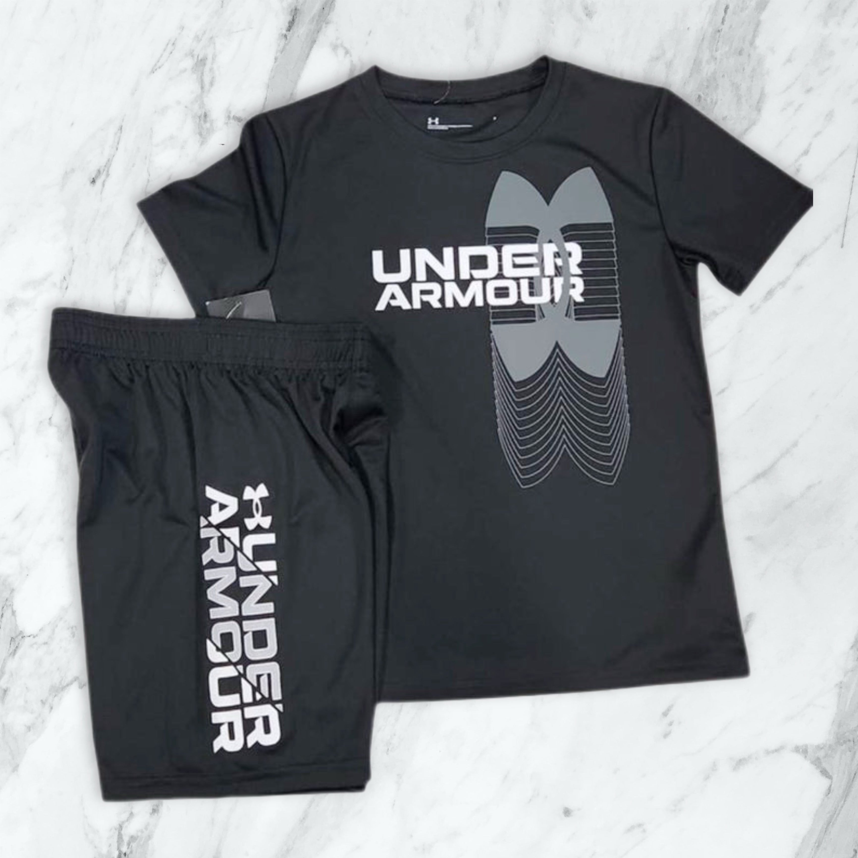 Ensemble Under Armour Noir ￼